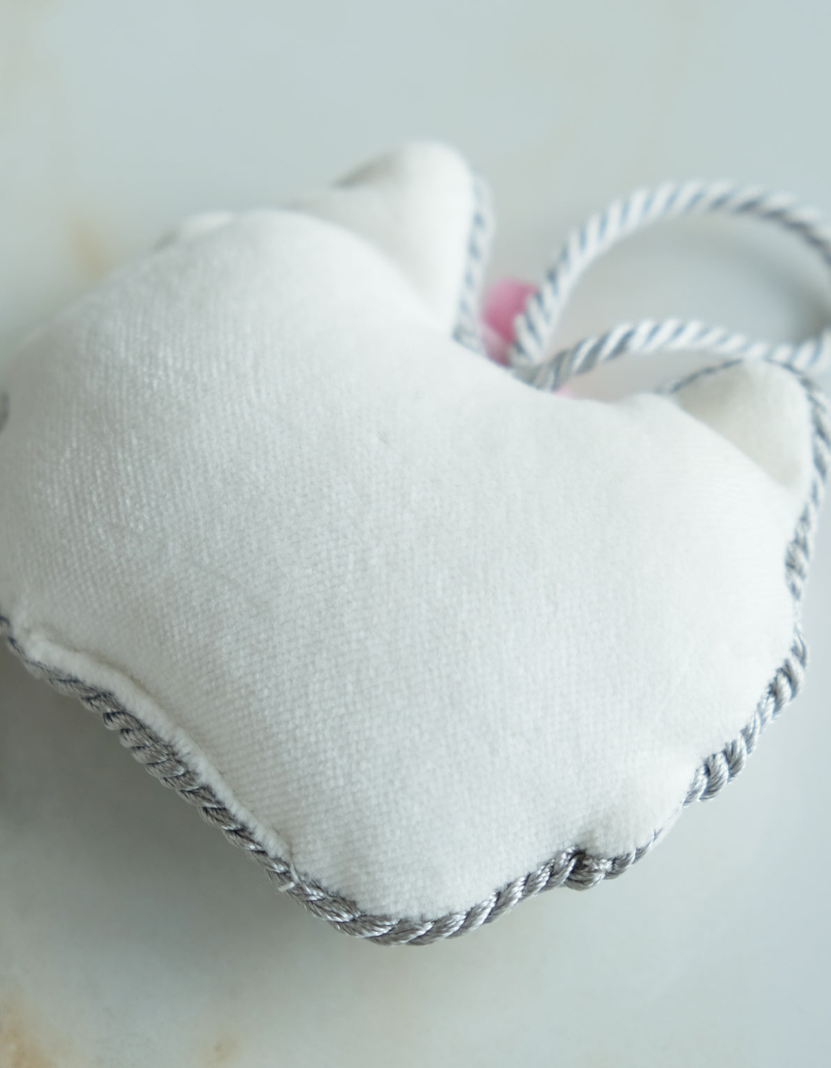 Velvet Embroidered Ornament | Meowy Christmas